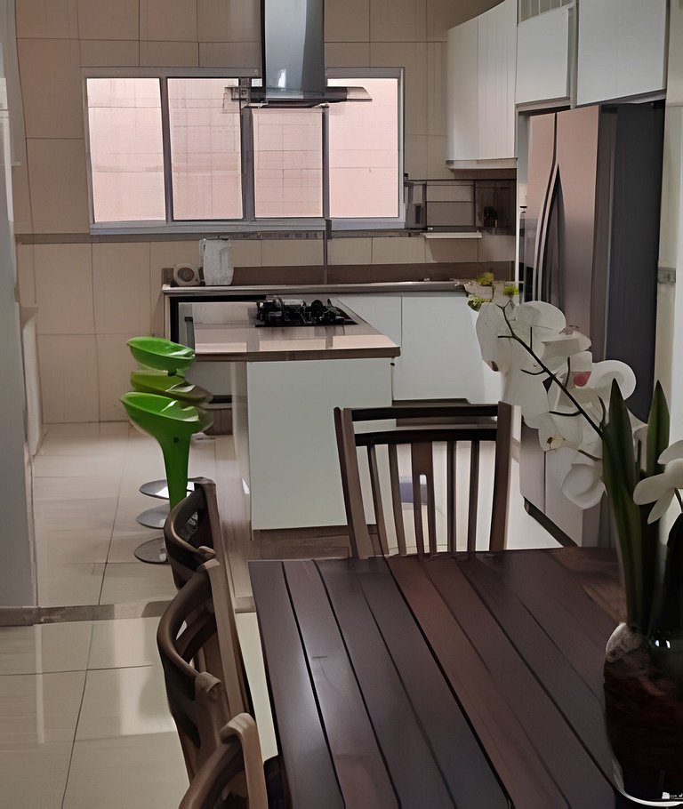 Casa 3 Quartos Ar cond. e Piscina