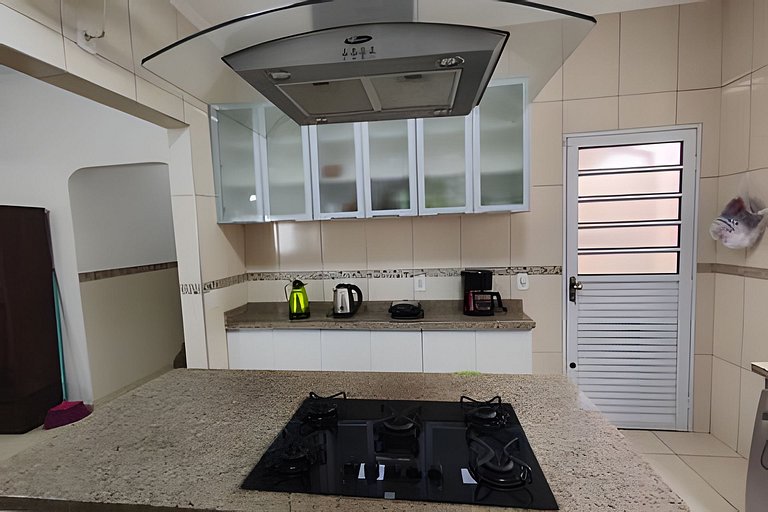 Casa 3 Quartos Ar cond. e Piscina