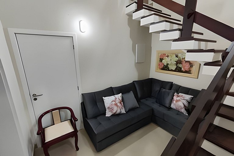 Casa NOVA c/ ar e tv em todos quartos e garagem