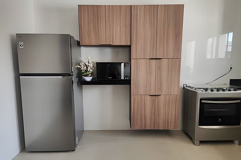 Casa NOVA c/ ar e tv em todos quartos e garagem