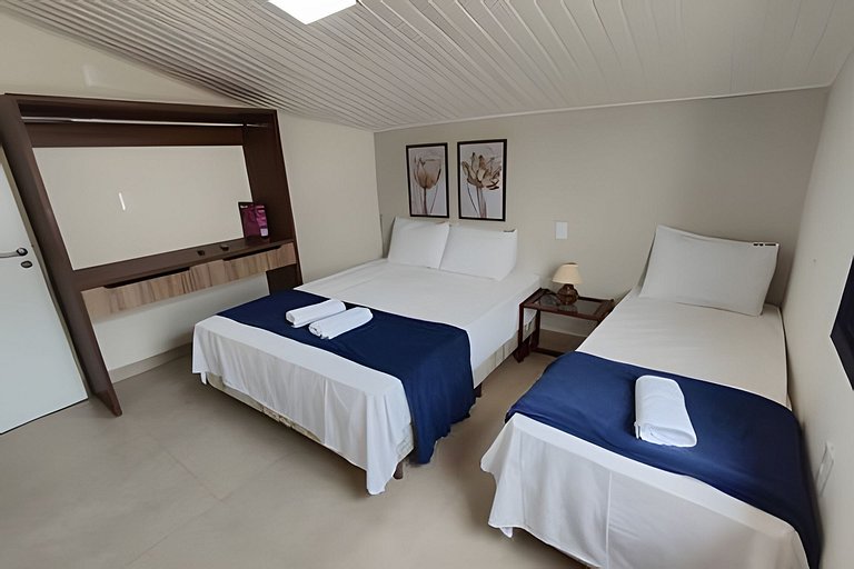 Casa NOVA c/ ar e tv em todos quartos e garagem