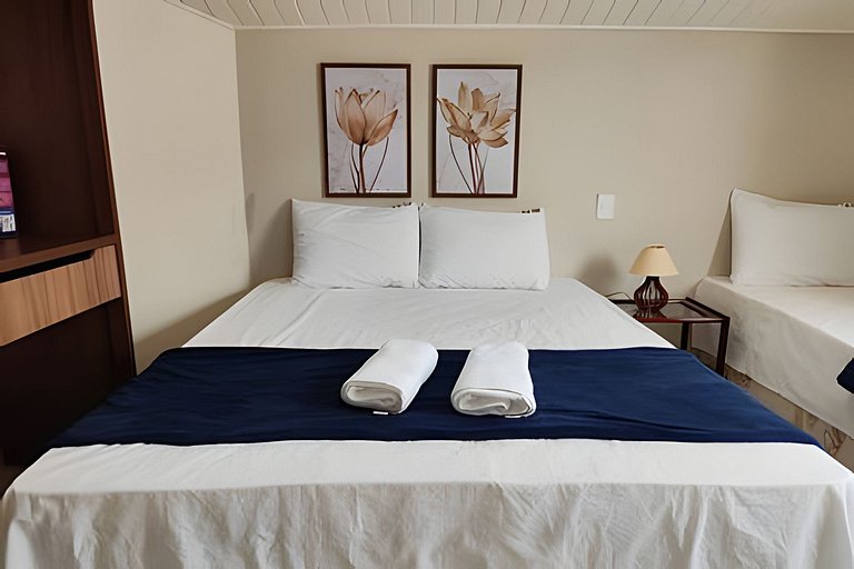 Casa NOVA c/ ar e tv em todos quartos e garagem