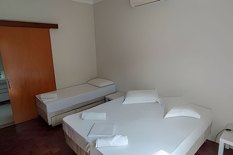 Casa familiar 2 qts, próx. ao Santuário Nacional