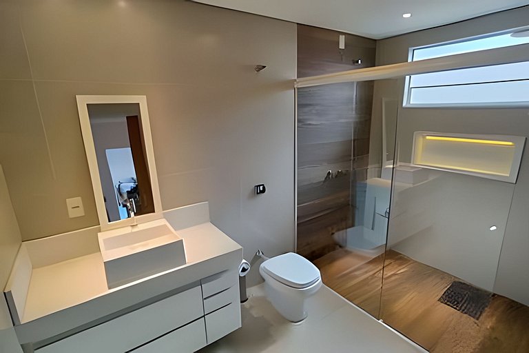 Casa familiar 2 qts, próx. ao Santuário Nacional