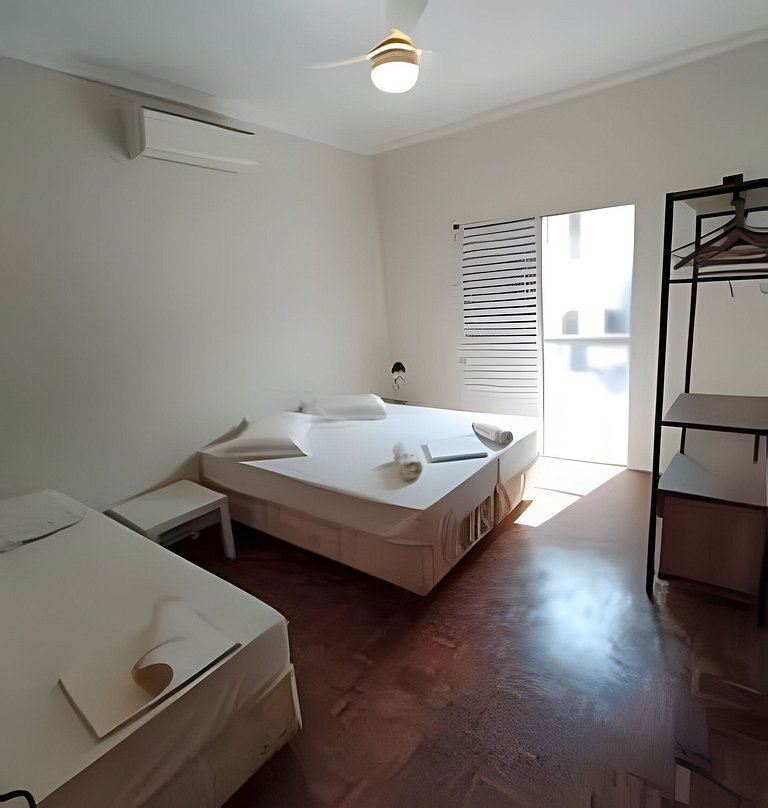 Casa familiar 2 qts, próx. ao Santuário Nacional