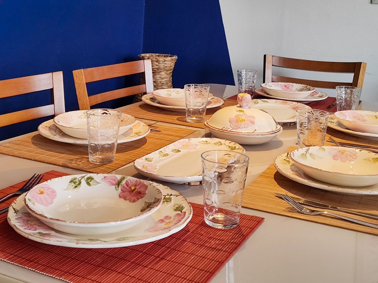 Casa familiar 2 qts, próx. ao Santuário Nacional