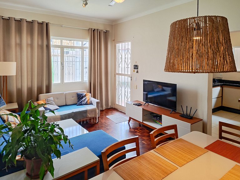 Casa familiar 2 qts, próx. ao Santuário Nacional