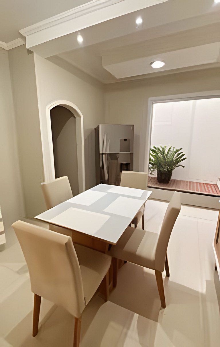 apto térreo a pé ao santuário 3 qts ar e garagem