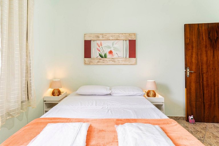 Piscina até 12 hosp. +Pet