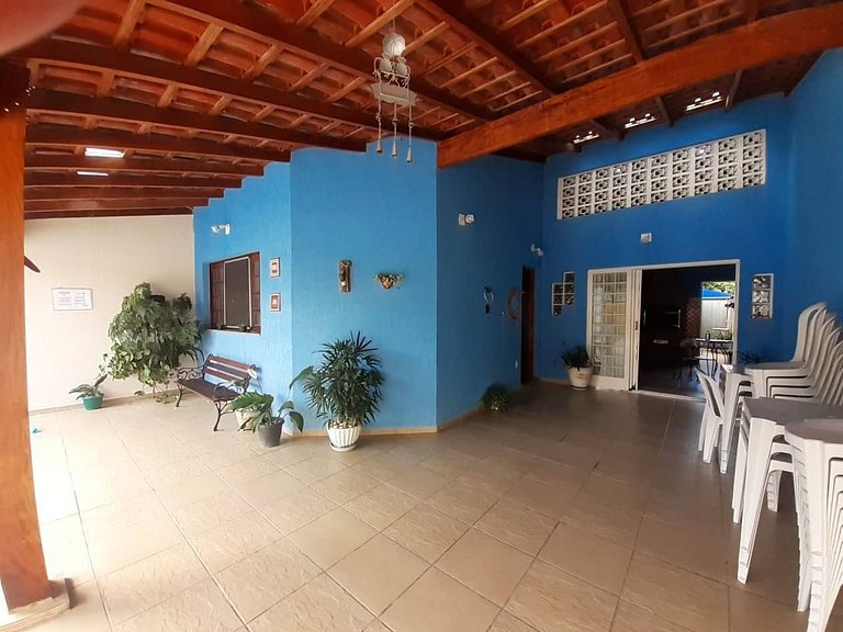 Piscina até 12 hosp. +Pet