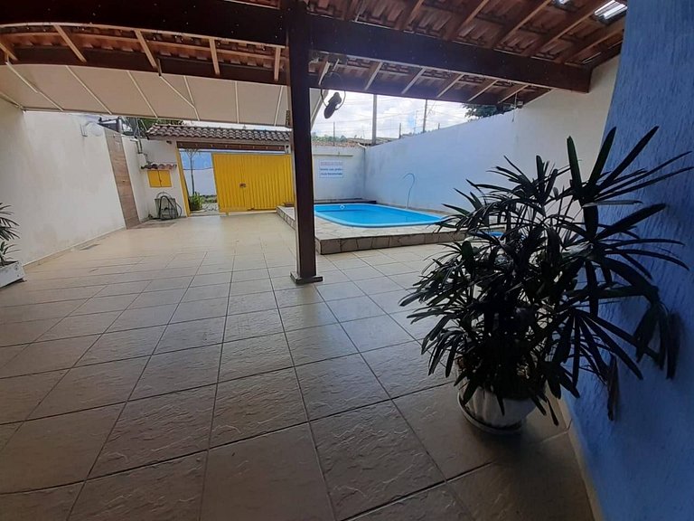 Piscina até 12 hosp. +Pet