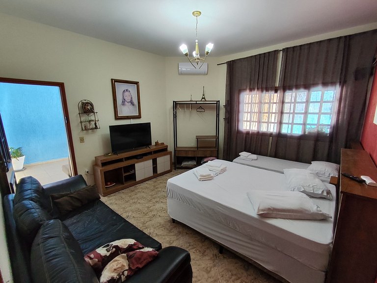 Piscina até 12 hosp. +Pet