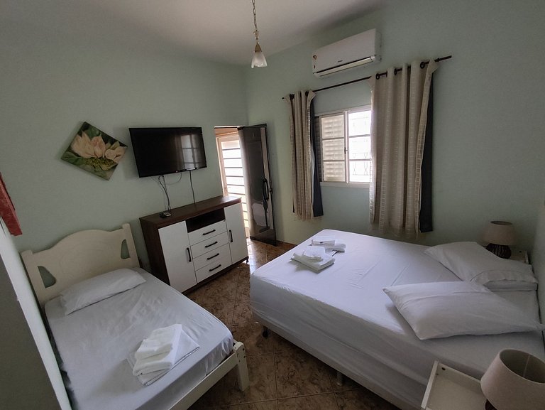 Piscina até 12 hosp. +Pet