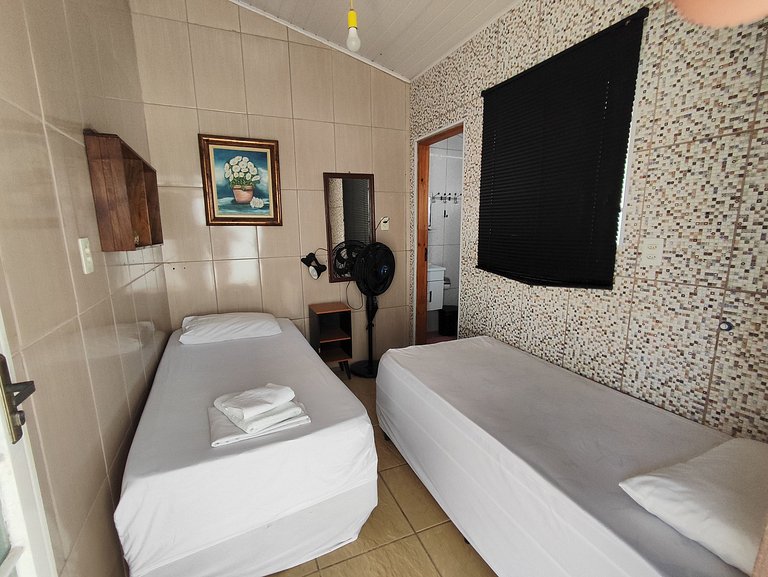 Piscina até 12 hosp. +Pet