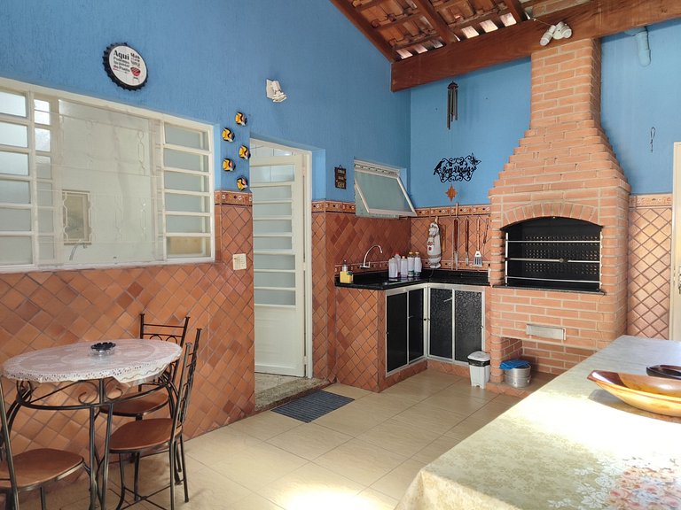 Piscina até 12 hosp. +Pet