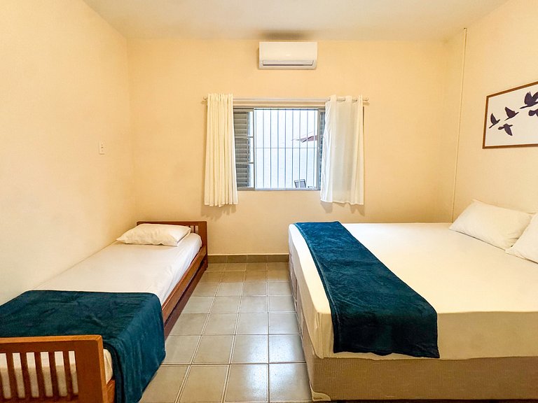 Casa ampla com 3 quartos e ar-cond